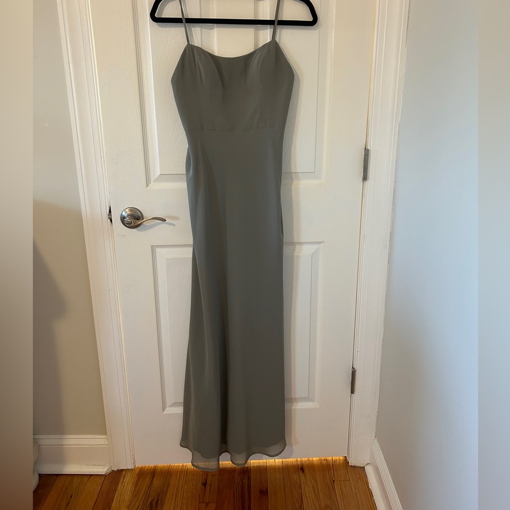 green bridesmaid dress, worn once and dry cleaned
jenny yoo